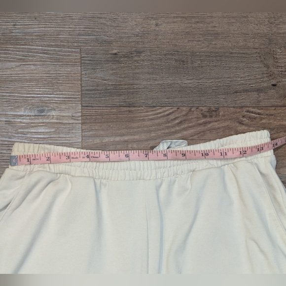 Vuori Boyfriend Cargo Sweatpant Milkweed Heather Sz Small - Picture 14 of 16